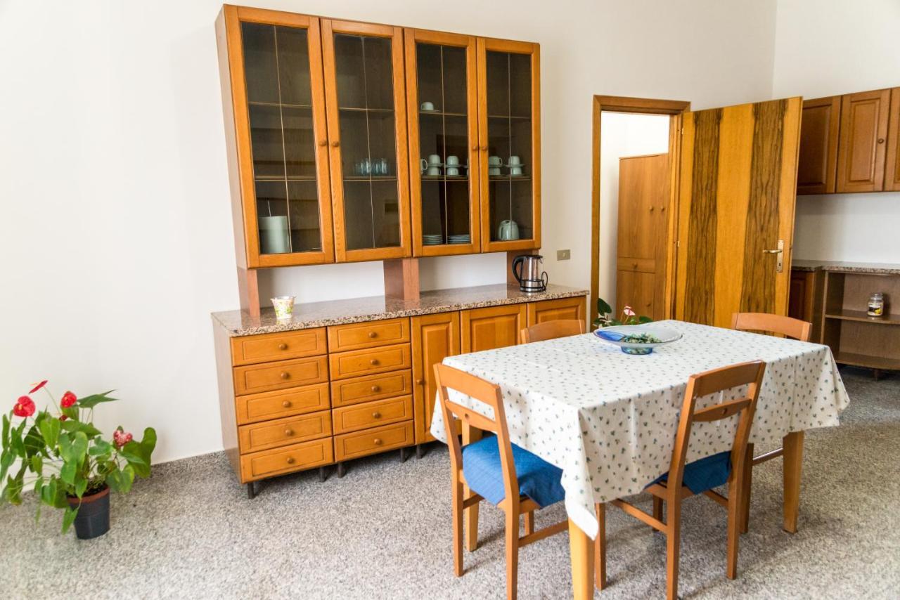 Sulle Orme Di Francesco Appartamento Blu Bastia Umbra Eksteriør billede