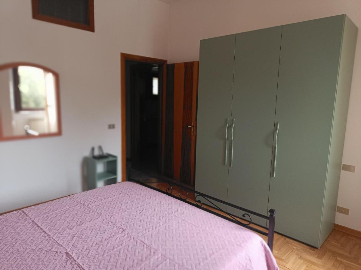 Sulle Orme Di Francesco Appartamento Blu Bastia Umbra Eksteriør billede